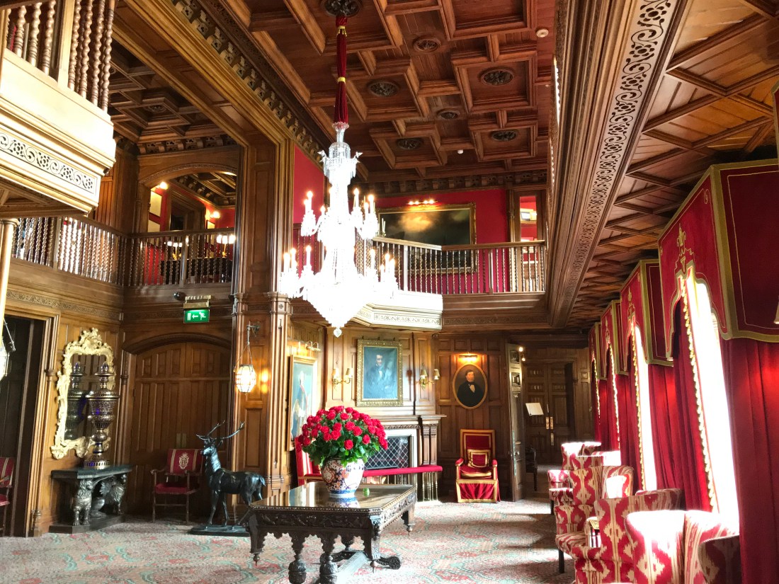 0AF01E7B-4ABC-4D8C-A862-E3A1DE352AF6