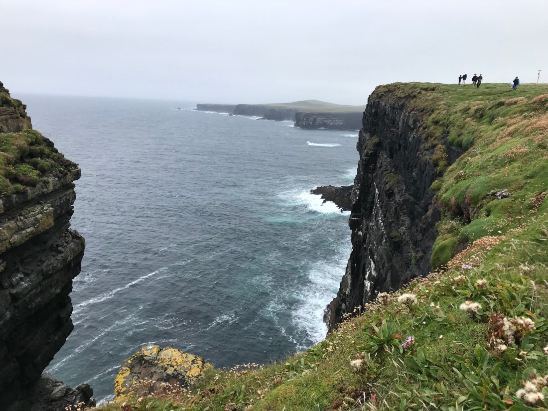 98FB0F1B-96D8-43EA-B301-BC4F56339E4A