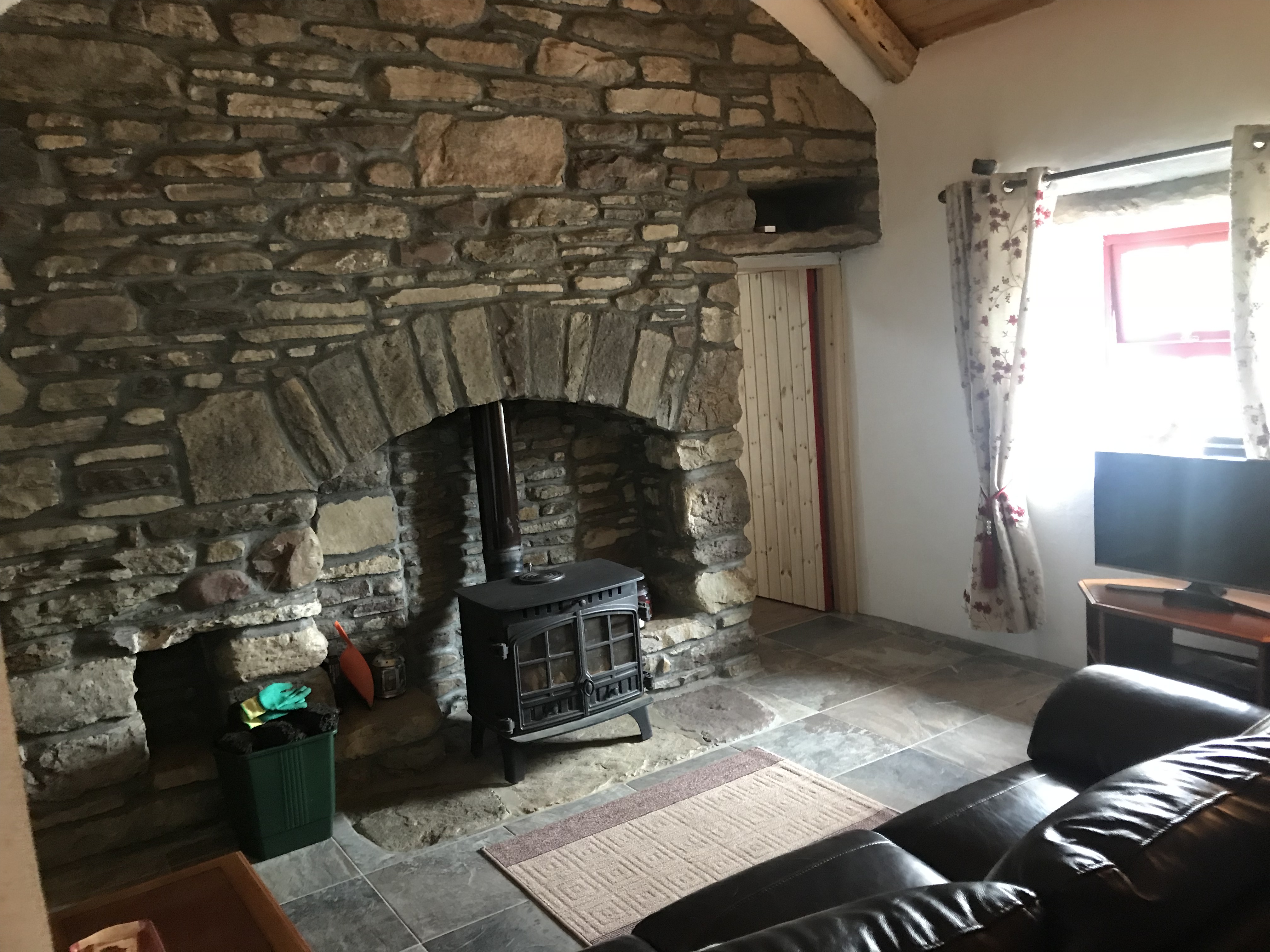 C238F6E7-D98E-4419-BD0D-6C1840A4C8F6